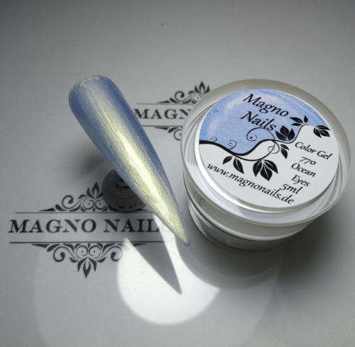 Preview: Metallic Hell blau UV Gel mit feinem Goldem Schummer
